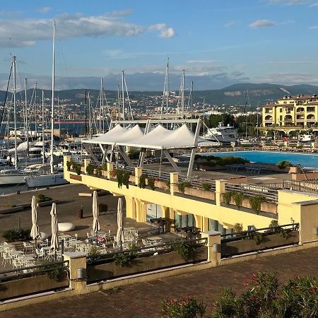 Al Porticciolo Apartment Muggia Bagian luar foto
